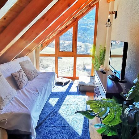 شقة Duplex Con Terraza Y Vistas Panoramicas En Tauell المظهر الخارجي الصورة