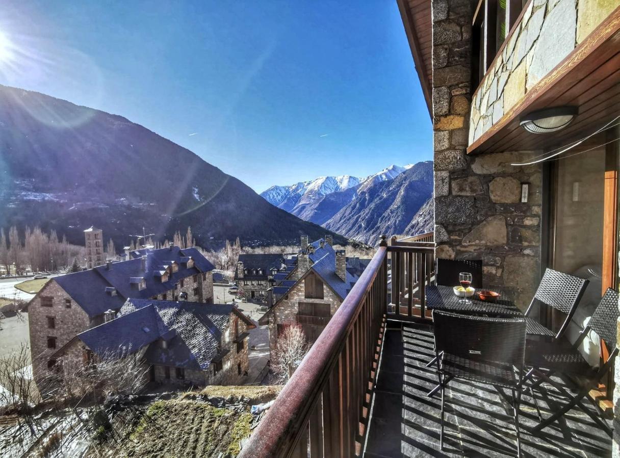 شقة Duplex Con Terraza Y Vistas Panoramicas En Tauell المظهر الخارجي الصورة