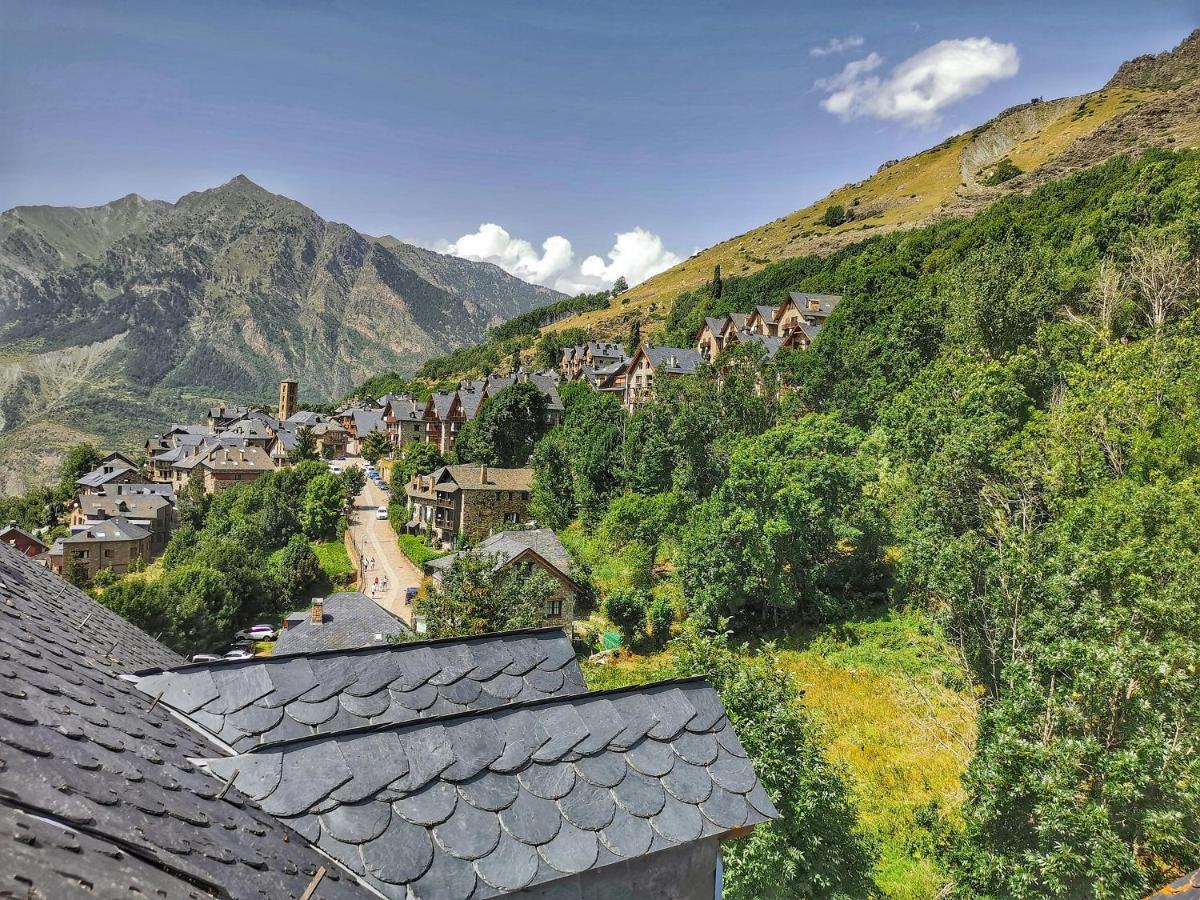 شقة Duplex Con Terraza Y Vistas Panoramicas En Tauell المظهر الخارجي الصورة