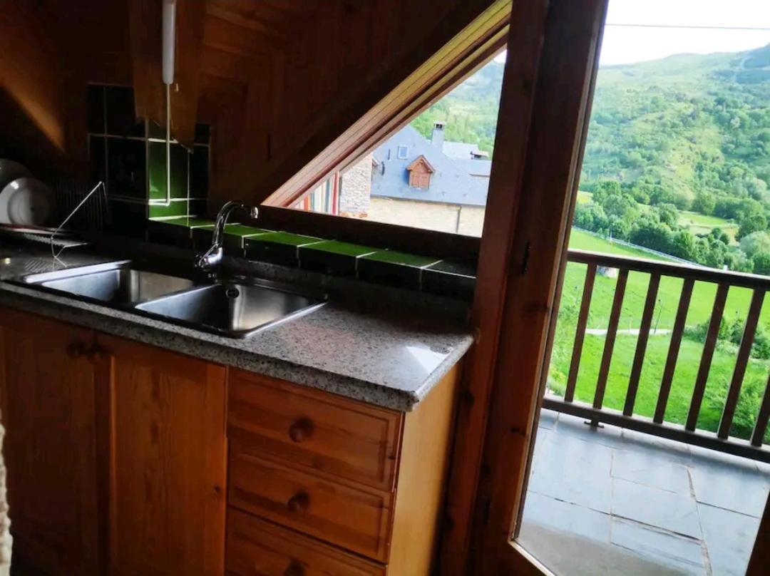 شقة Duplex Con Terraza Y Vistas Panoramicas En Tauell المظهر الخارجي الصورة