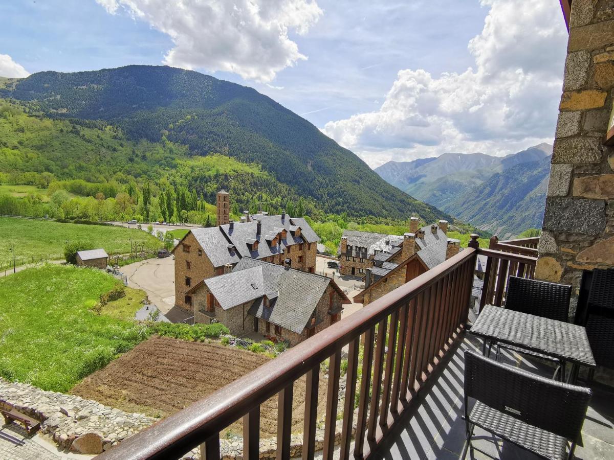 شقة Duplex Con Terraza Y Vistas Panoramicas En Tauell المظهر الخارجي الصورة