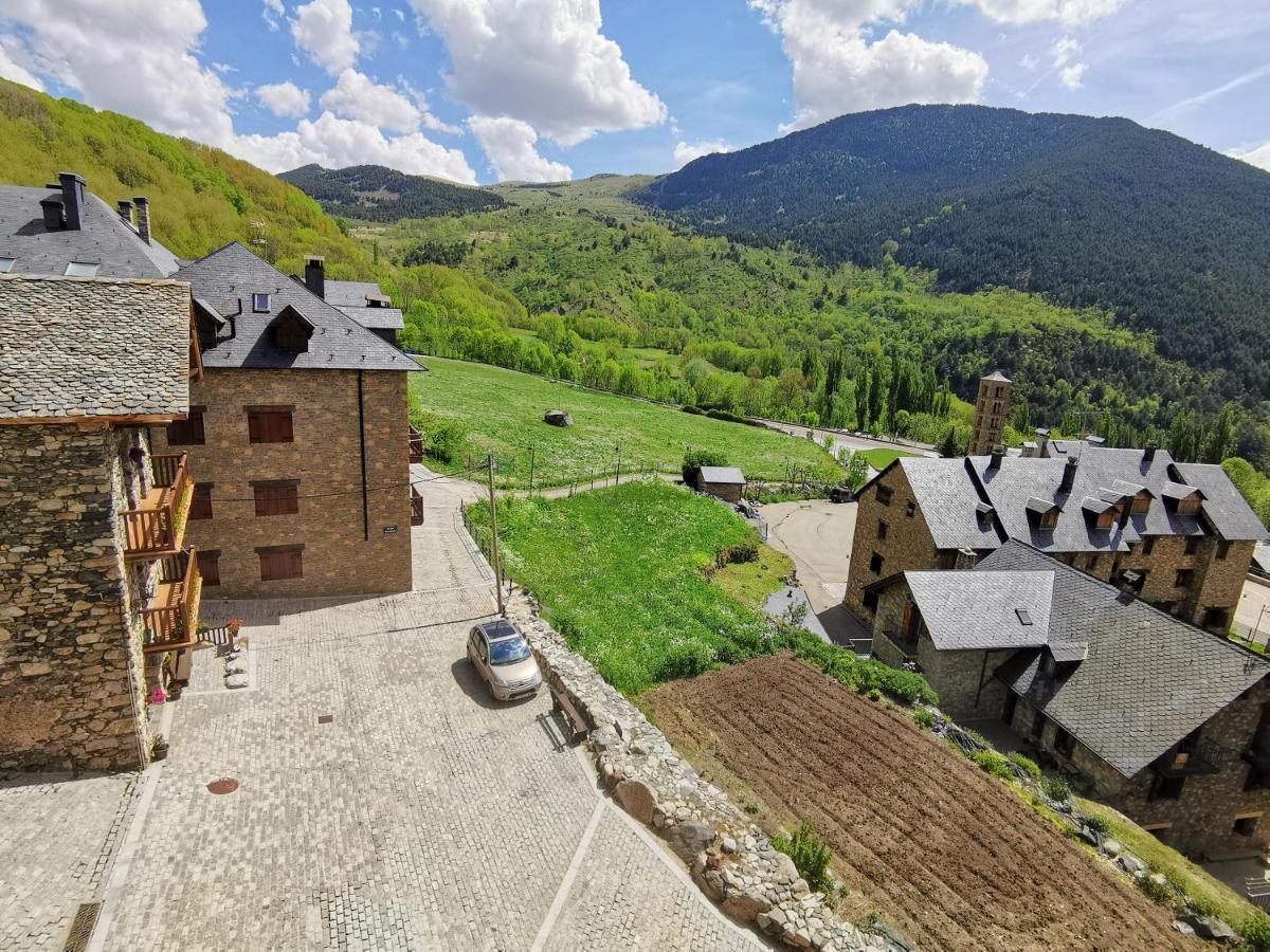شقة Duplex Con Terraza Y Vistas Panoramicas En Tauell المظهر الخارجي الصورة